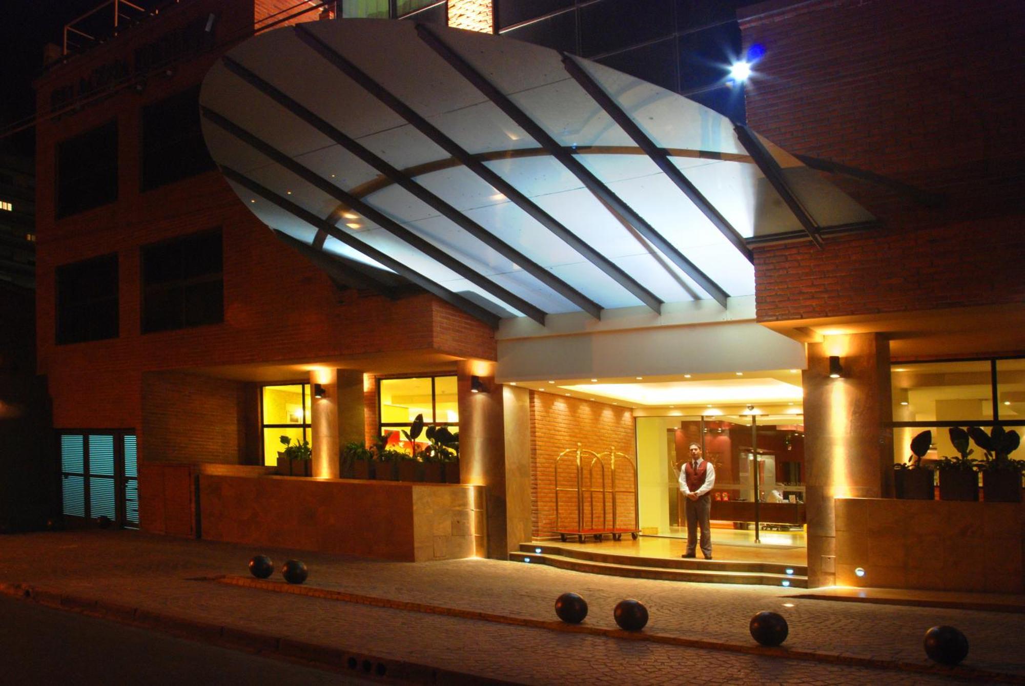 Howard Johnson Plaza Jujuy San Salvador de Jujuy Exteriér fotografie